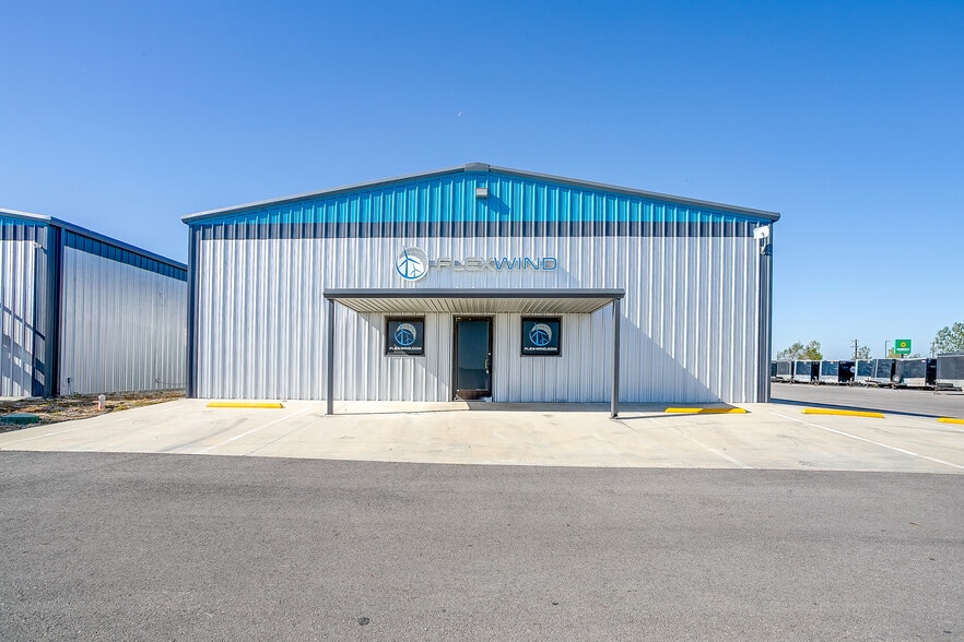 6225 E Highway 114, Rhome, TX for lease - Building Photo - Image 3 of 14