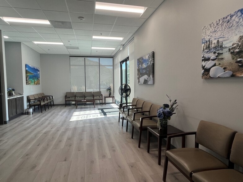 5458 Reno Corporate Dr, Reno, NV for lease - Building Photo - Image 2 of 11