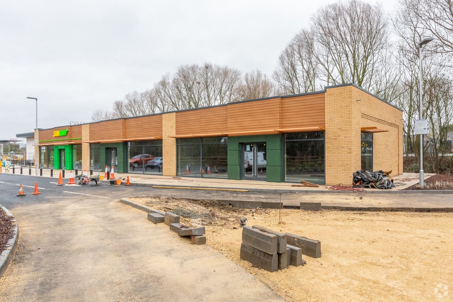 6 Harrison Way, St Ives for lease - Building Photo - Image 2 of 2