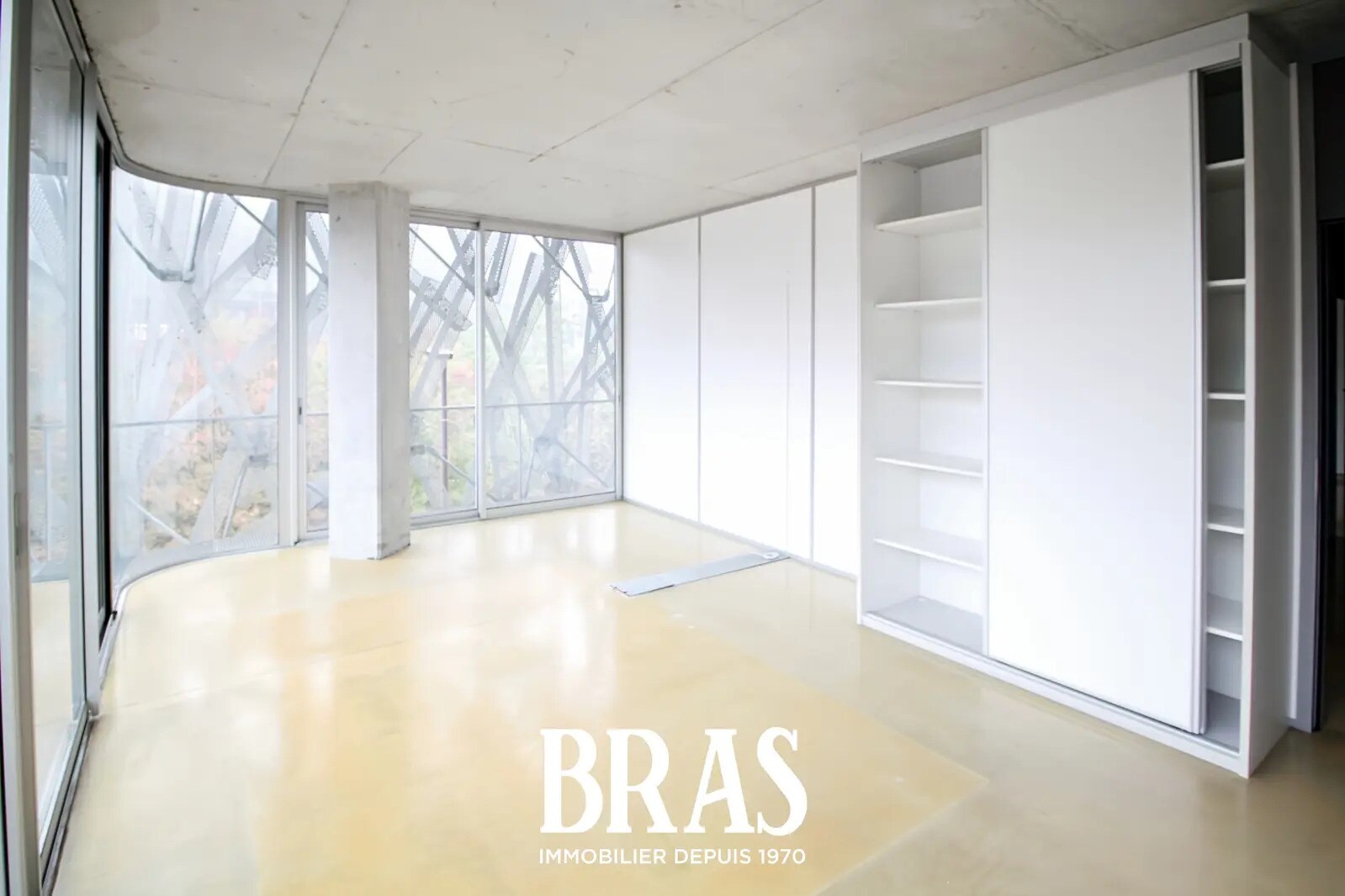 Office in Nantes for lease Interior Photo- Image 1 of 7