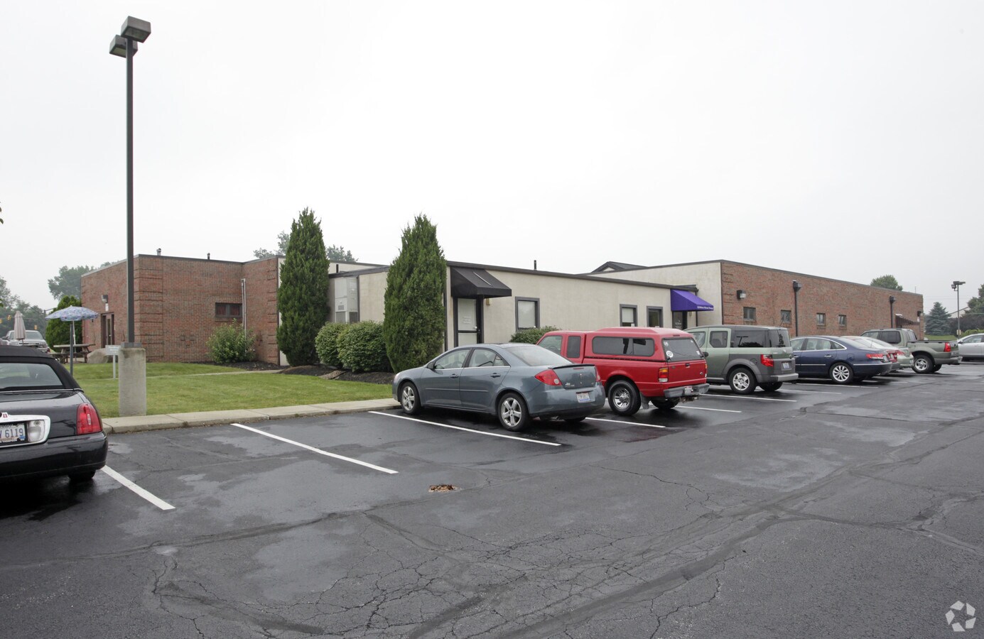 641 Hill Rd N, Pickerington, OH 43147