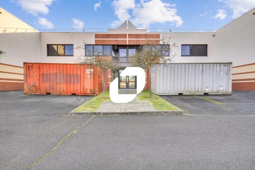 Flex in Champs-sur-Marne for lease - Building Photo - Image 3 of 8
