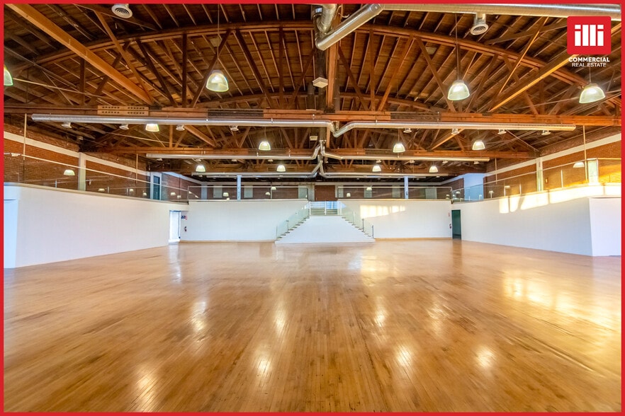 1207 E Washington Blvd, Los Angeles, CA for lease - Interior Photo - Image 1 of 6