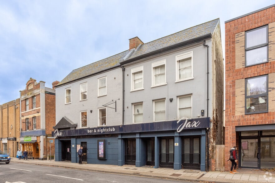 5-7 Brunswick Rd, Gloucester for lease - Building Photo - Image 3 of 3