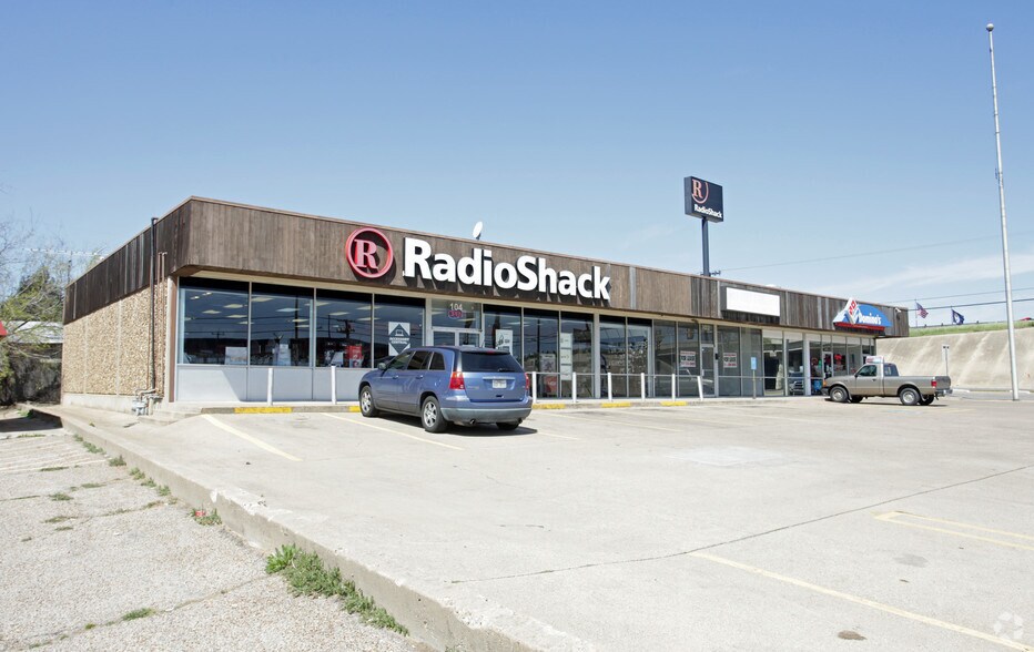 100-104 S Ector Dr, Euless, TX for sale - Primary Photo - Image 1 of 1