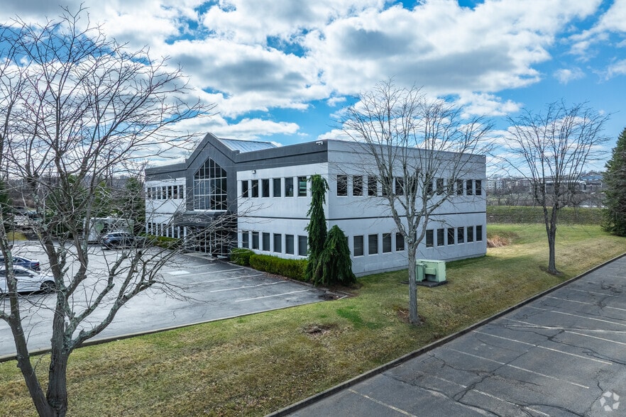 335 Morganza Rd, Canonsburg, PA for lease - Building Photo - Image 3 of 27