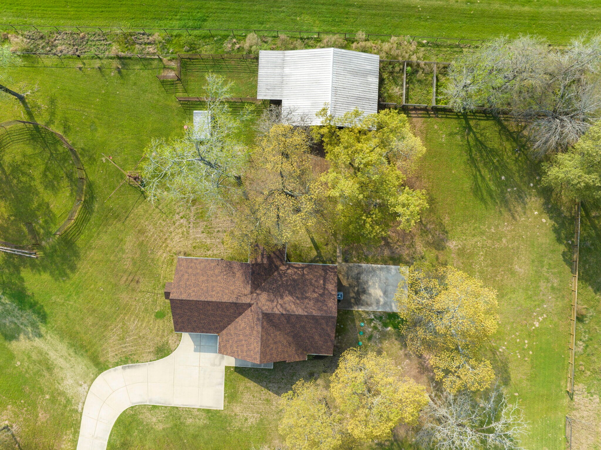 28726 Robinson Rd, Conroe, TX for sale Primary Photo- Image 1 of 1