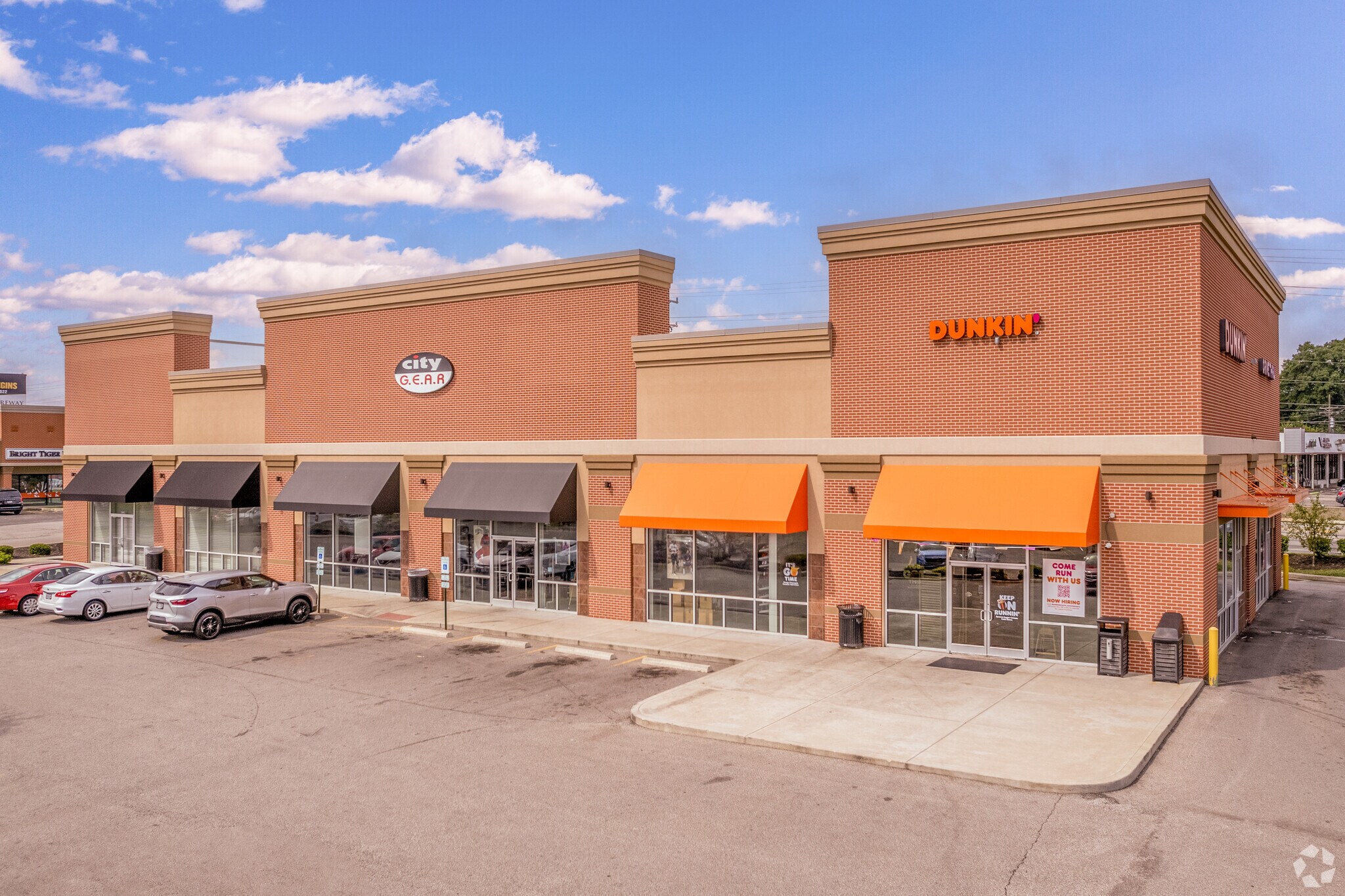 8382-8394 Colerain Ave, Cincinnati, OH for sale Primary Photo- Image 1 of 1