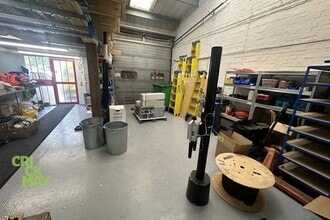 8 Marchants Way, Burgess Hill for lease Interior Photo- Image 2 of 3