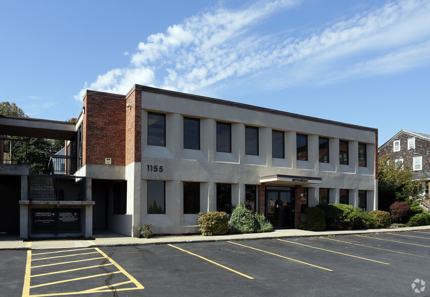 1155 Purchase St, New Bedford, MA for lease - Primary Photo - Image 1 of 5