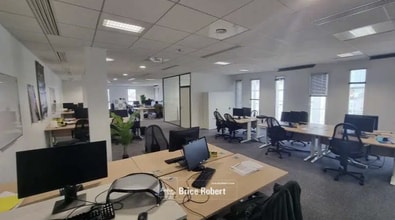 Office in Lyon for lease Interior Photo- Image 1 of 7
