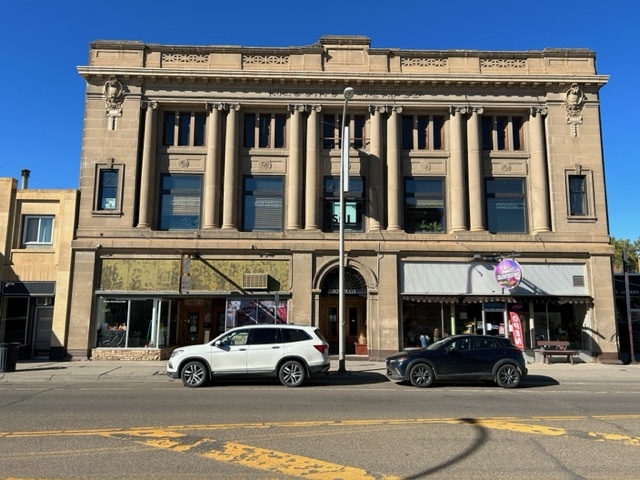 909 Main St, Miles City, MT for sale - Primary Photo - Image 1 of 1