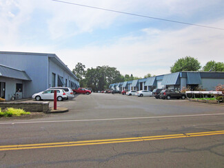 More details for 9380 SW Tigard St, Portland, OR - Industrial for Lease