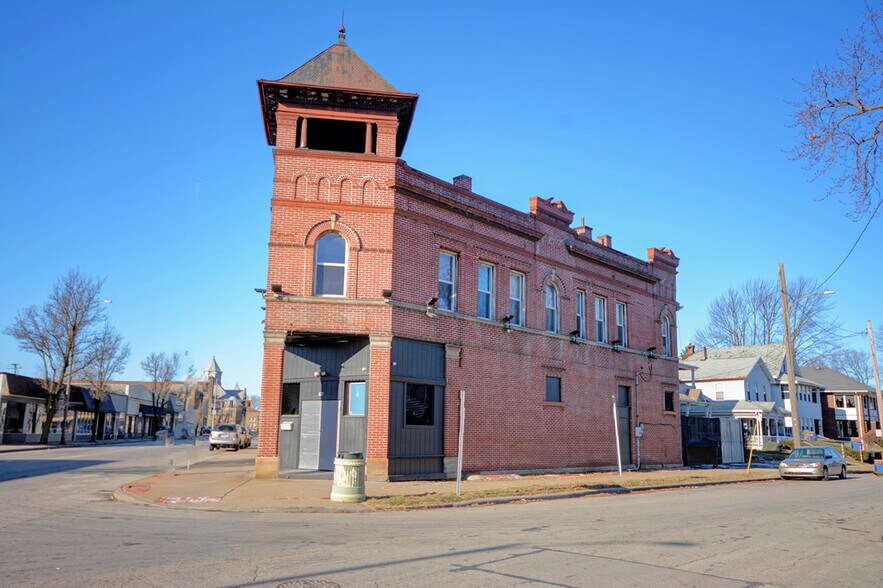 827 Starr Ave, Toledo, OH for sale - Building Photo - Image 1 of 1