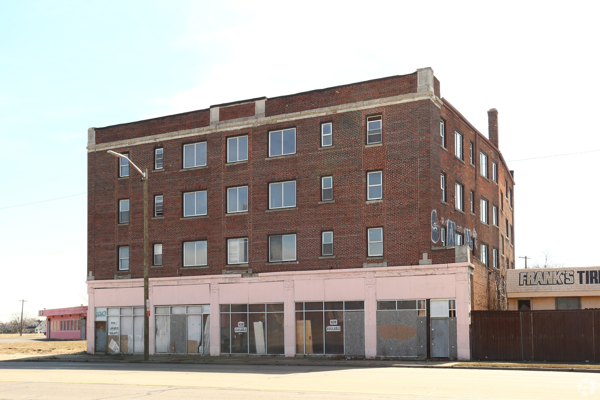 2267 W Davison St, Detroit, MI for sale Primary Photo- Image 1 of 1