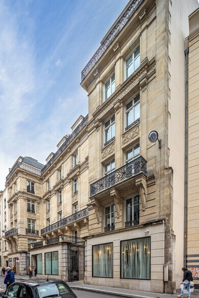 3-5 Rue Saint-Georges, Paris for lease - Building Photo - Image 3 of 5