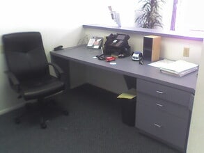 567-585 Interstate Blvd, Sarasota, FL for lease Building Photo- Image 2 of 2