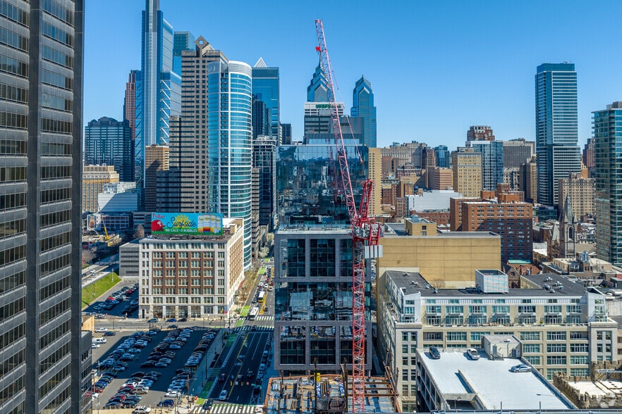 2222 Market St, Philadelphia, PA for lease - Building Photo - Image 2 of 5