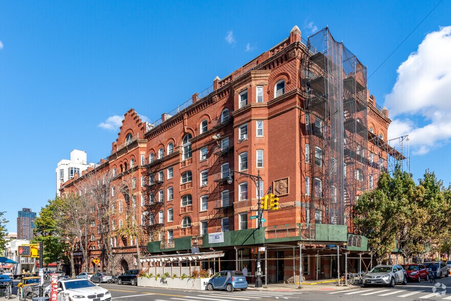 180-190 Franklin St, Brooklyn, NY for sale - Primary Photo - Image 1 of 1