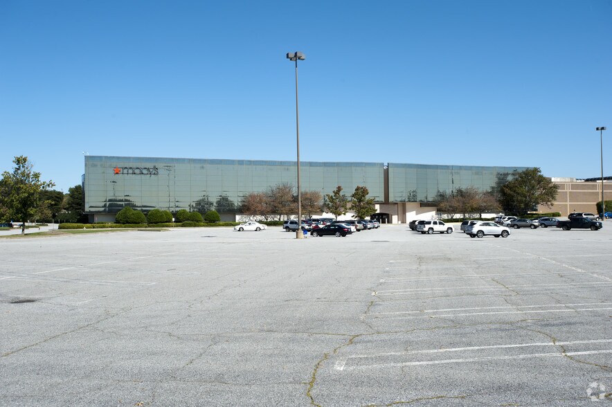 2100 Pleasant Hill Rd, Duluth, GA for sale - Primary Photo - Image 1 of 1