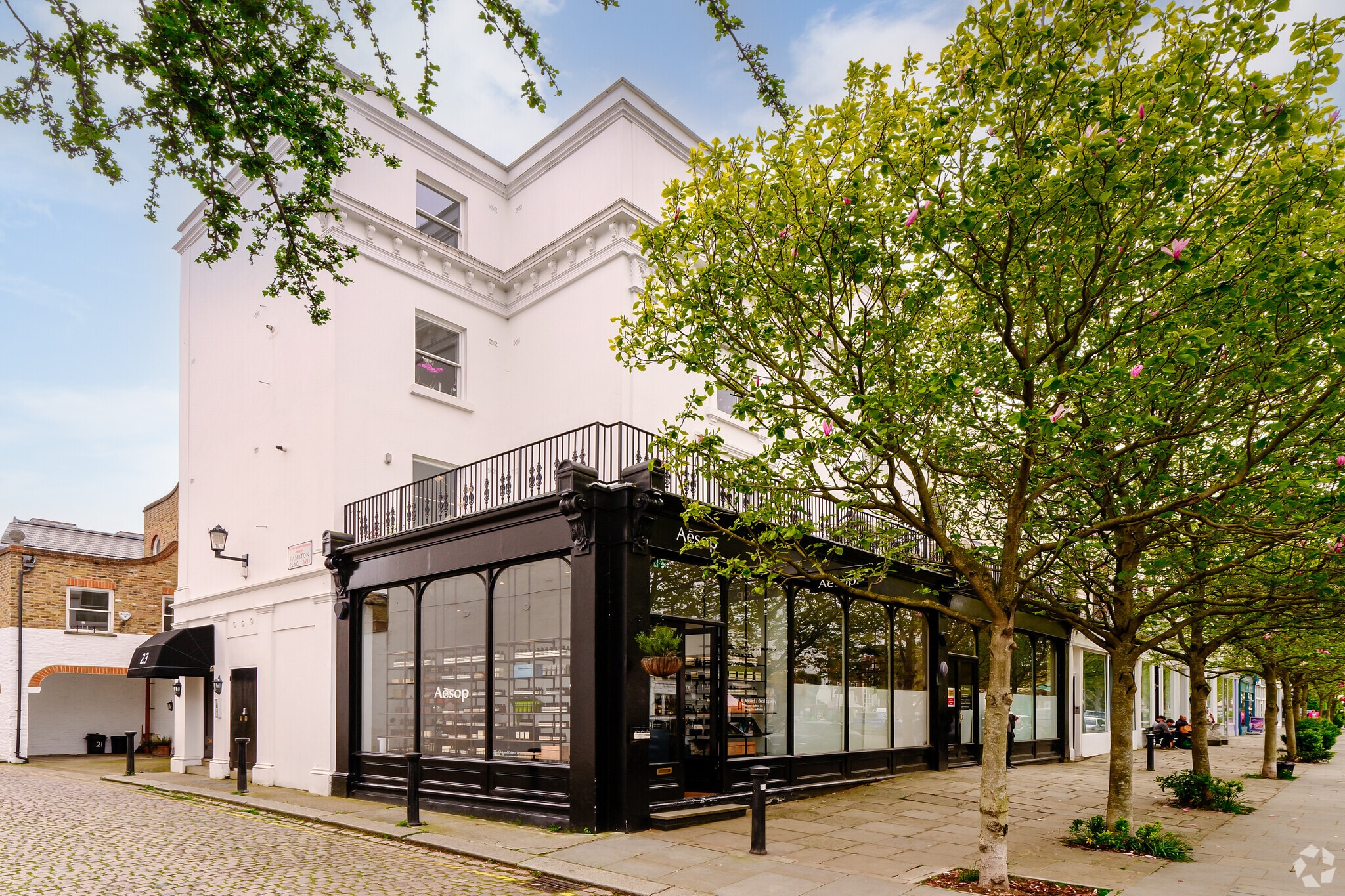 227-227A Westbourne Grv, London for sale Primary Photo- Image 1 of 1