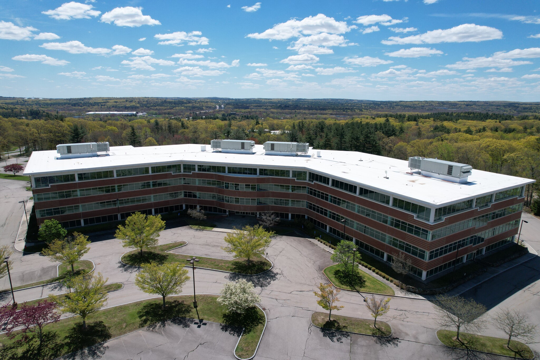 900 W Park Dr, Westborough, MA for lease Building Photo- Image 1 of 6