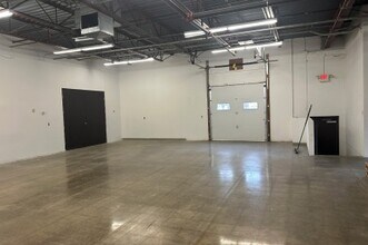 15301 Highway 55 W, Plymouth, MN for lease Interior Photo- Image 2 of 6