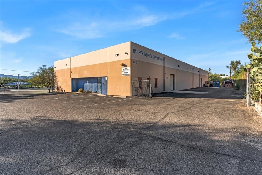 1401 N Bailey Ln, Tucson, AZ for sale - Building Photo - Image 3 of 82