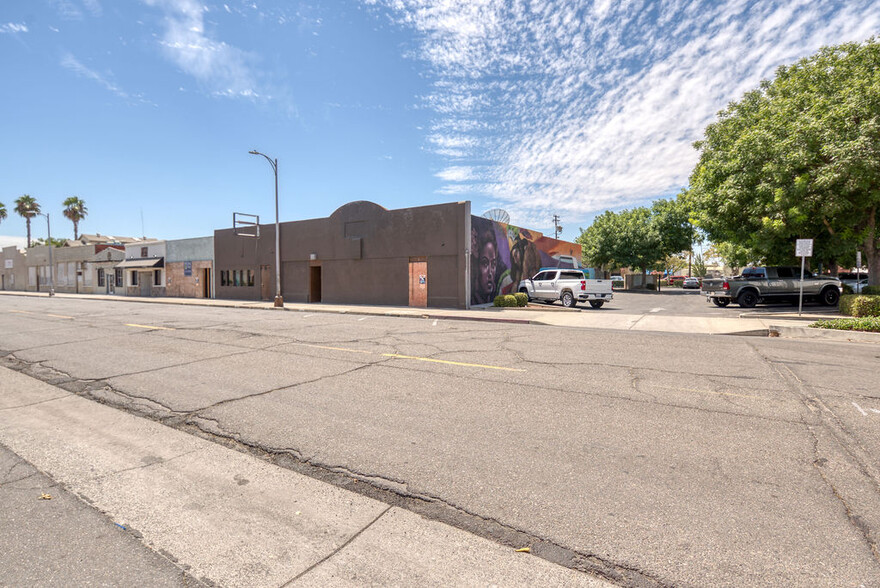 132 S 1st St, Turlock, CA for sale - Building Photo - Image 3 of 41