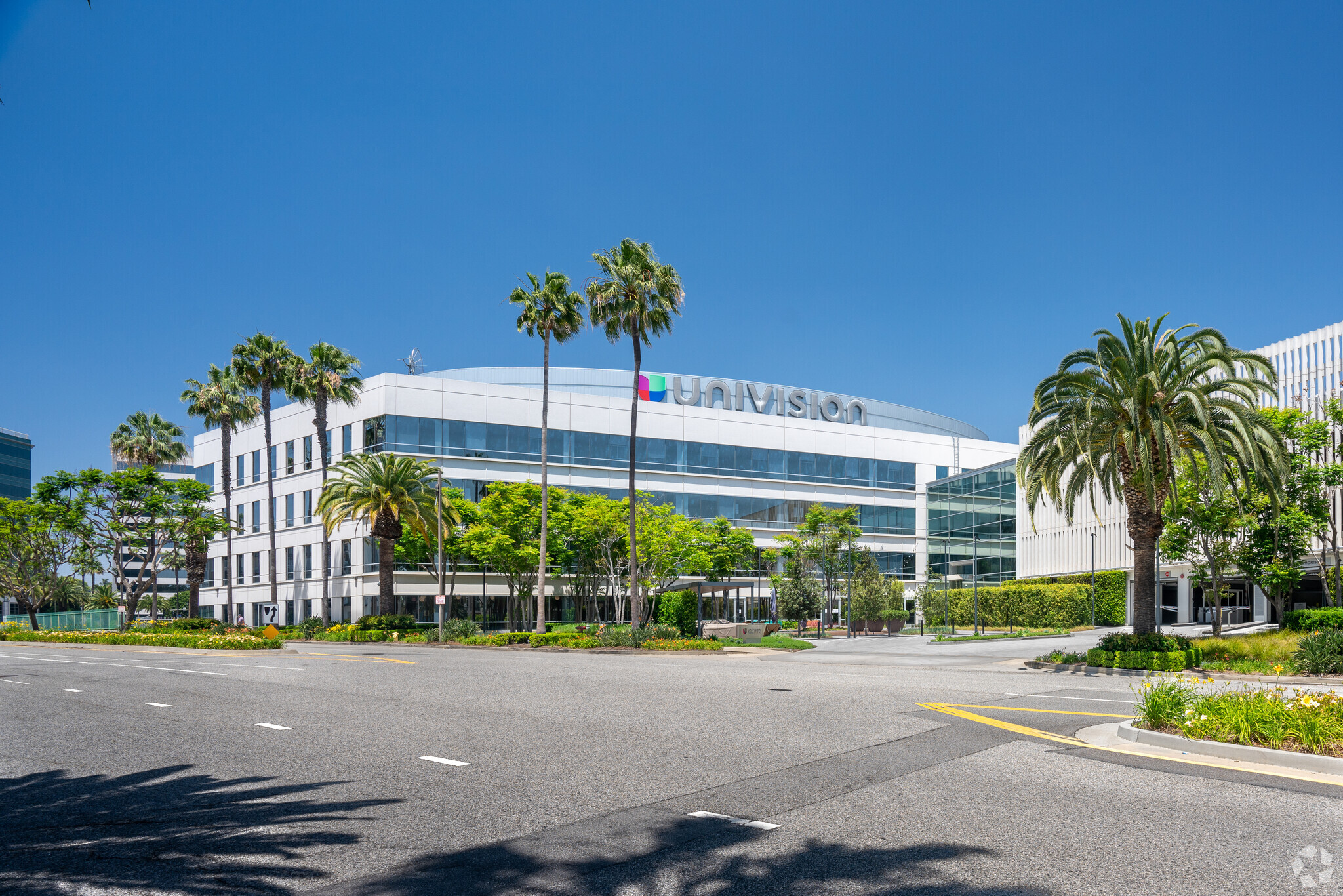 5999 Center Dr, Los Angeles, CA for sale Primary Photo- Image 1 of 1