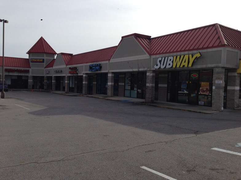 1930 Edwards Lake Rd, Birmingham, AL for sale - Building Photo - Image 1 of 1