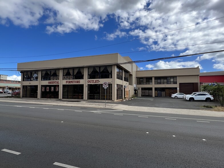 94-303 Farrington Hwy, Waipahu, HI for sale - Building Photo - Image 2 of 6