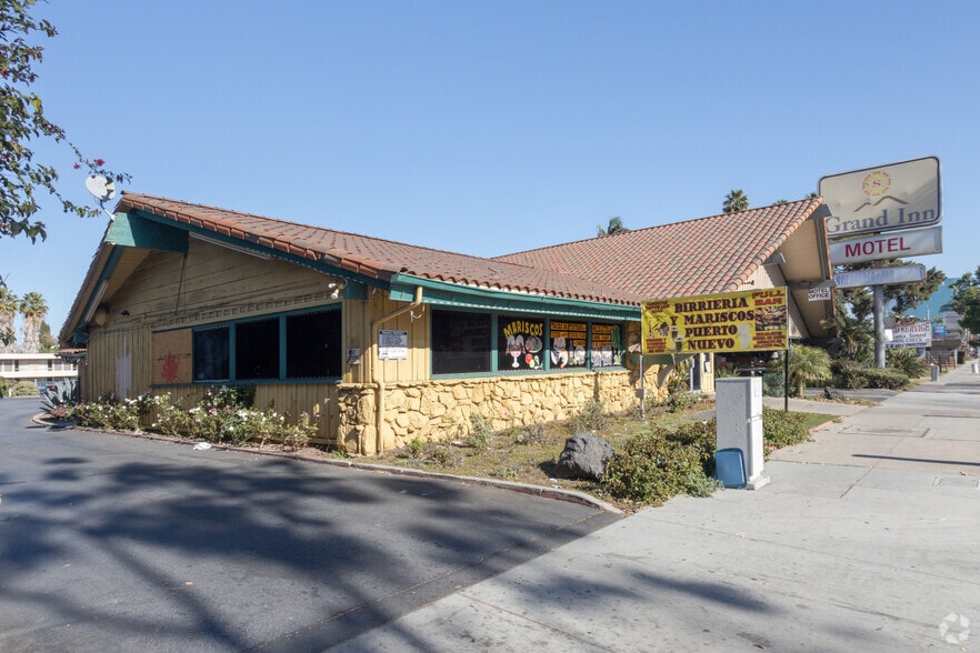 1519 E 1st St, Santa Ana, CA for sale - Building Photo - Image 3 of 7