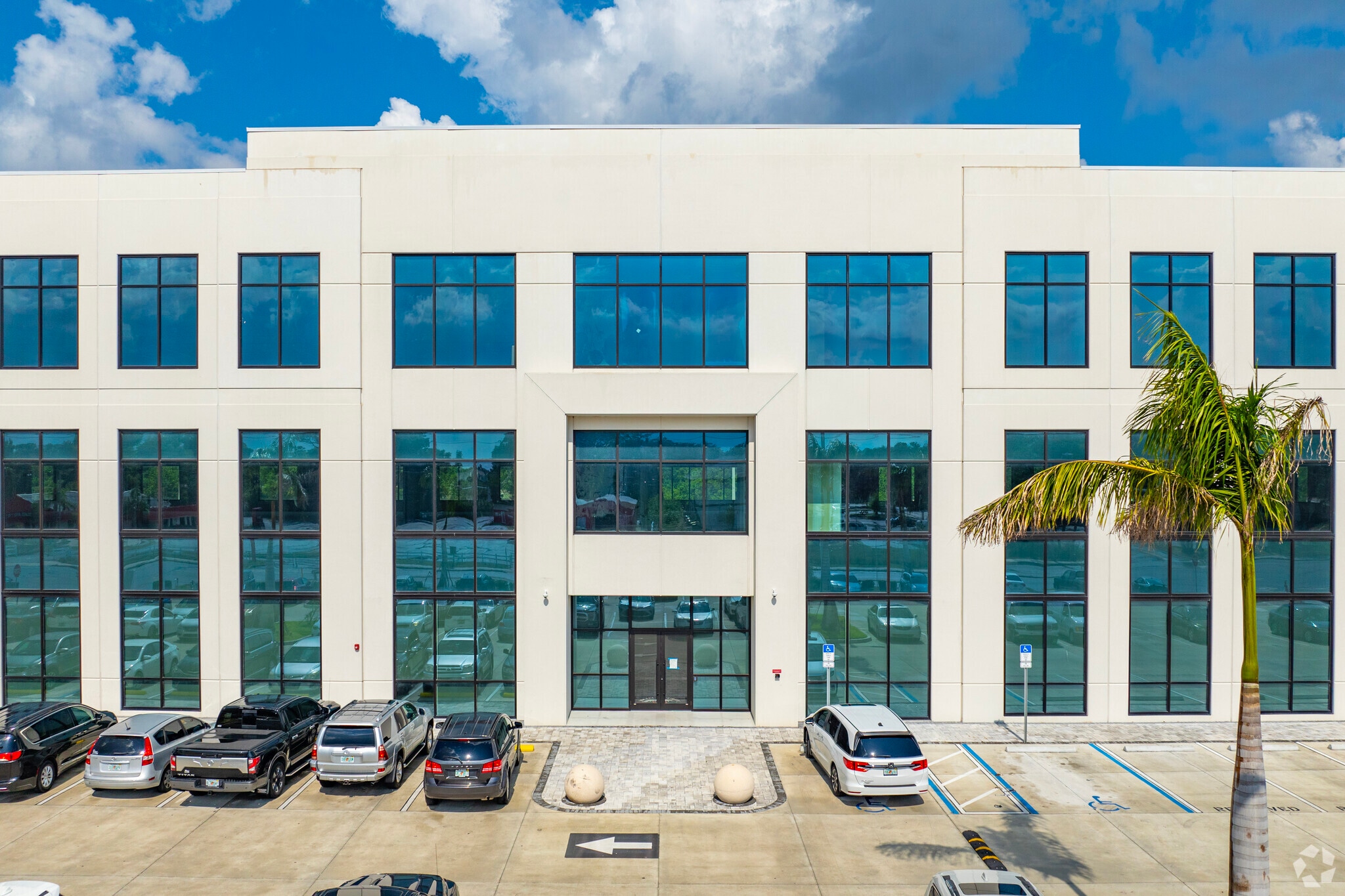10050-n-florida-ave-tampa-fl-33612-north-florida-office-complex