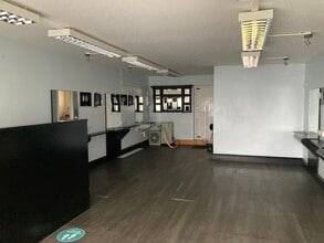 1 Foundry Ct, Daventry for sale Interior Photo- Image 2 of 3