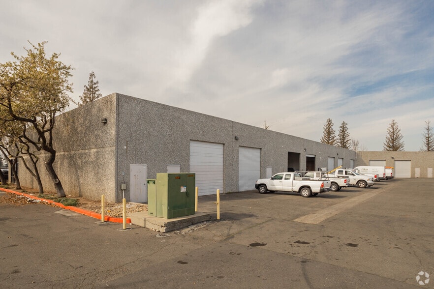 3600 Madison Ave, North Highlands, CA for lease - Building Photo - Image 3 of 8