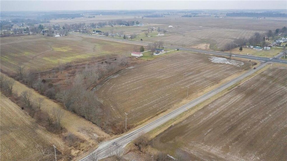 5990 E US Highway 40, Greenfield, IN for sale - Building Photo - Image 1 of 1