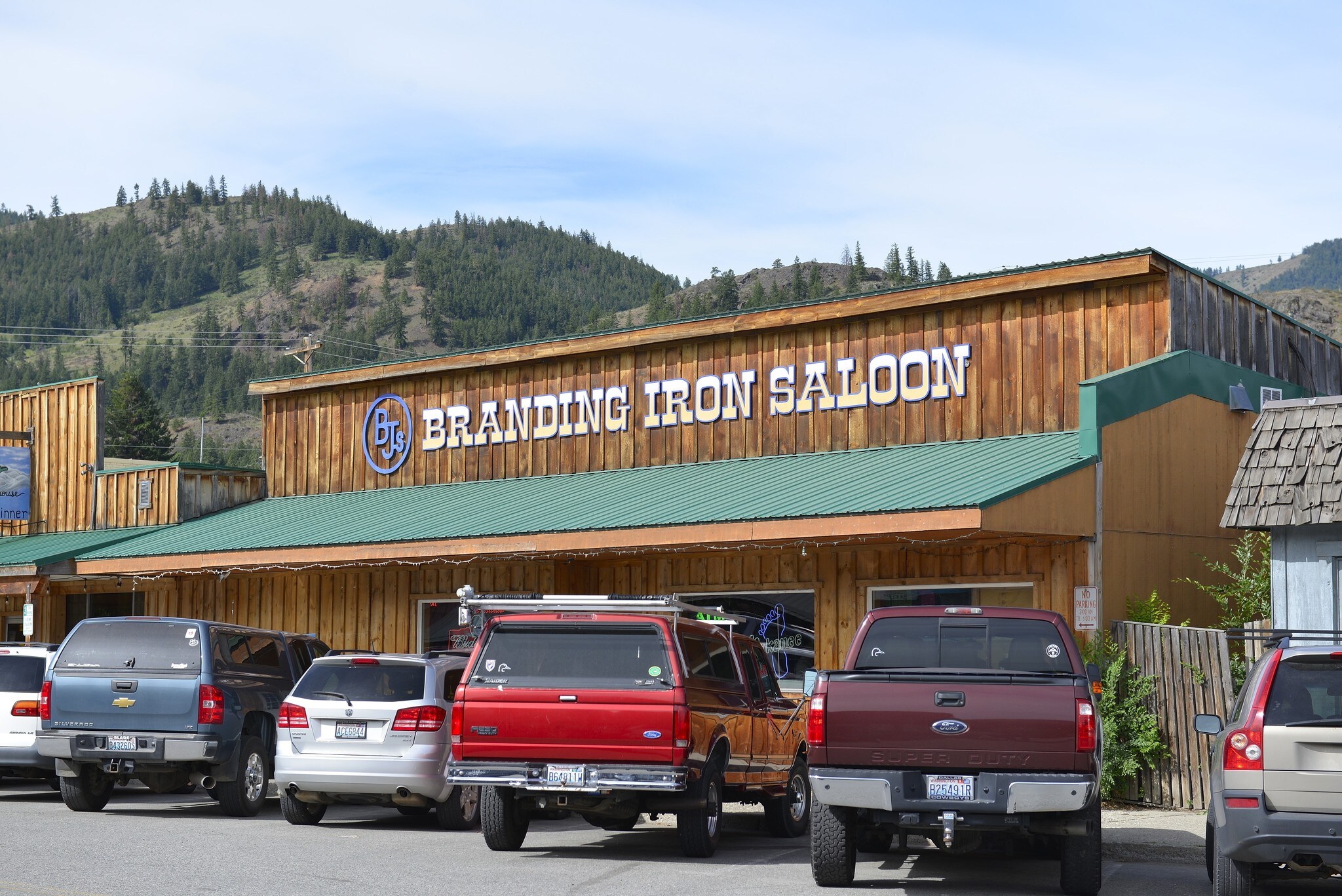 127 N Glover St, Twisp, WA for sale Building Photo- Image 1 of 1