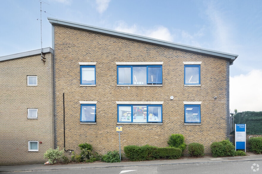 Gateway Mews, London for sale - Building Photo - Image 2 of 23