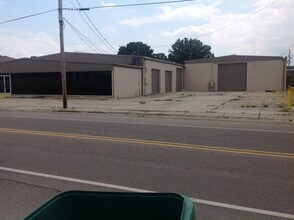 1120 Lafayette St, Gretna, LA for lease Building Photo- Image 2 of 12