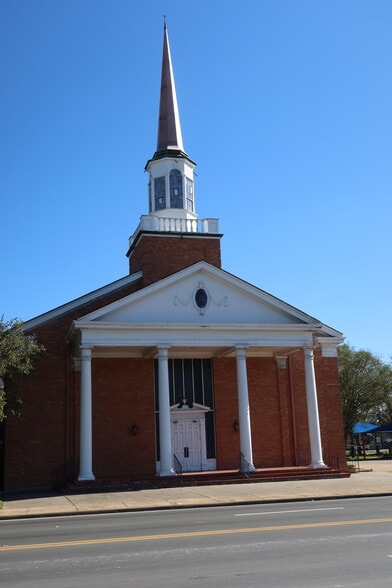 1117 1st St, Rosenberg, TX for sale - Building Photo - Image 3 of 17