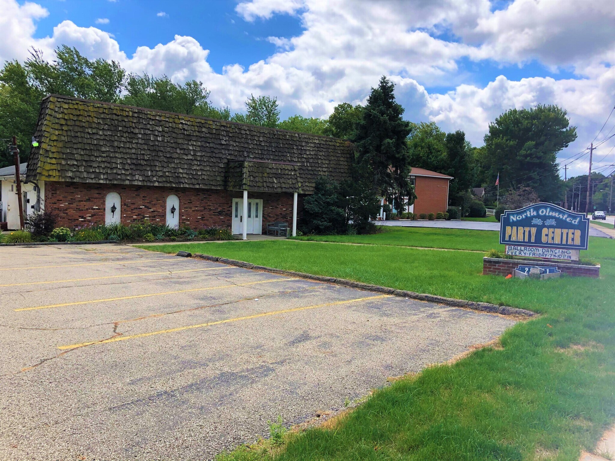 29271 Lorain Rd, North Olmsted, OH for sale Building Photo- Image 1 of 1