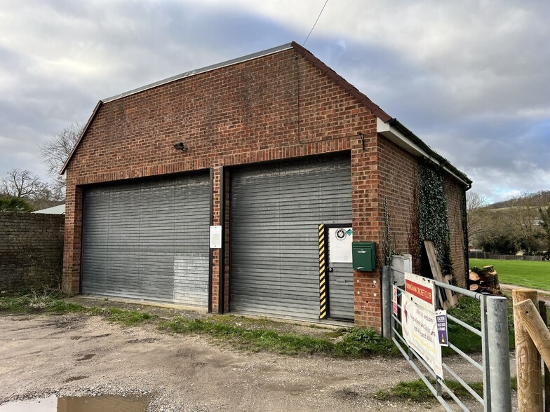 2 Horton Way, Dartford for lease - Building Photo - Image 1 of 6