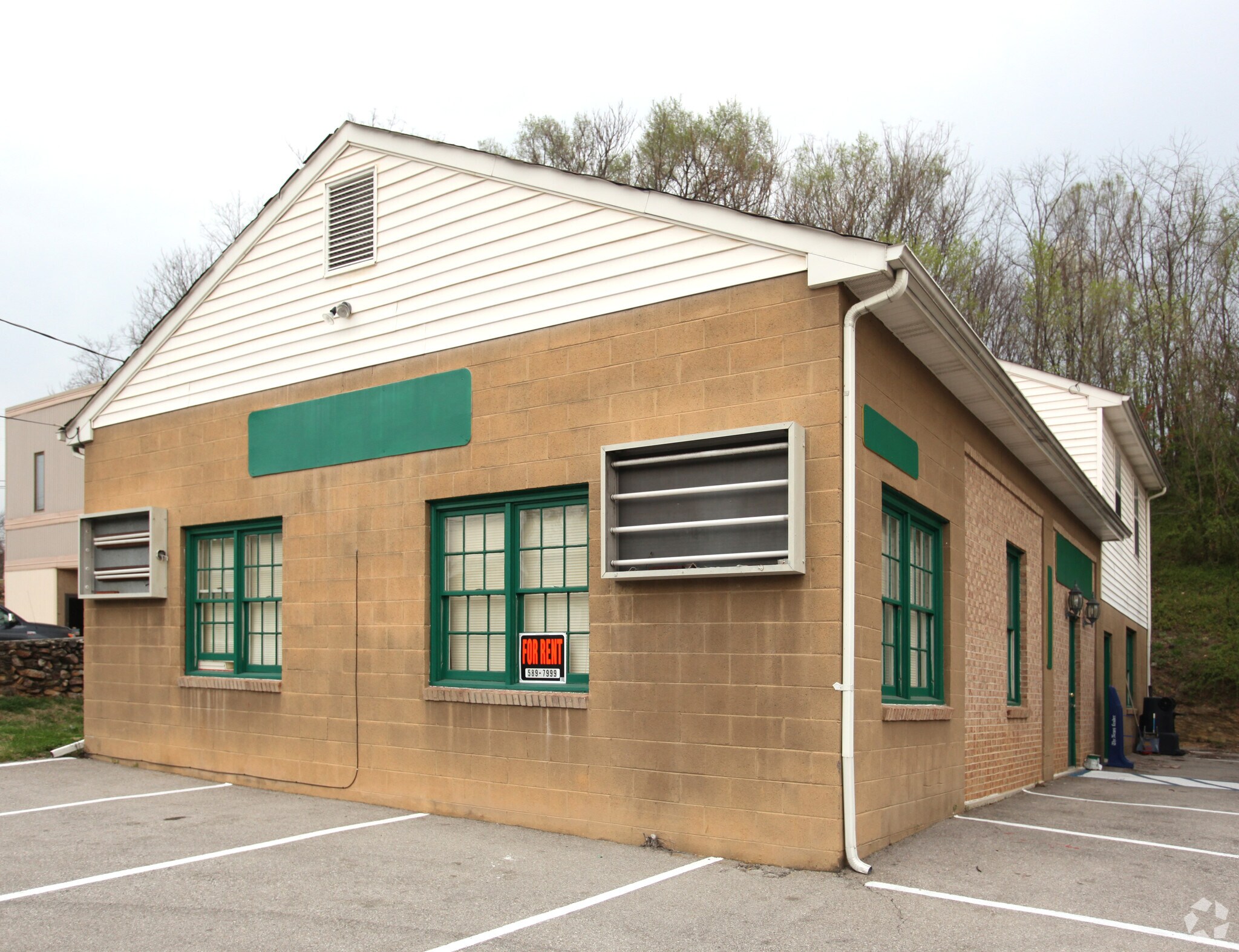 5105 Melrose Ave NW, Roanoke, VA for sale Primary Photo- Image 1 of 3