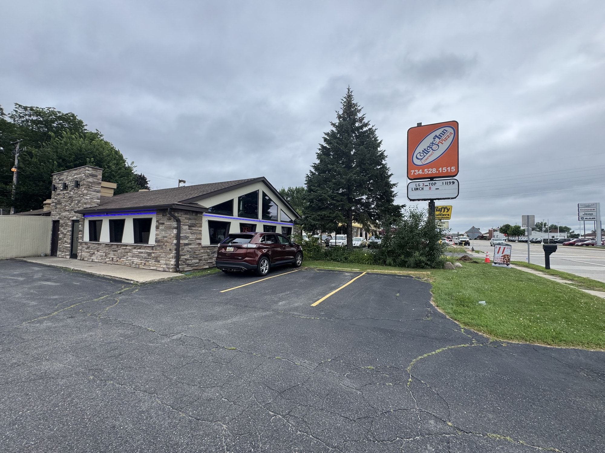 2407 Washtenaw Ave, Ypsilanti, MI for sale Building Photo- Image 1 of 1