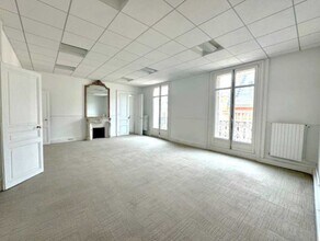 5 Avenue De L'Opera, Paris for lease Interior Photo- Image 1 of 7