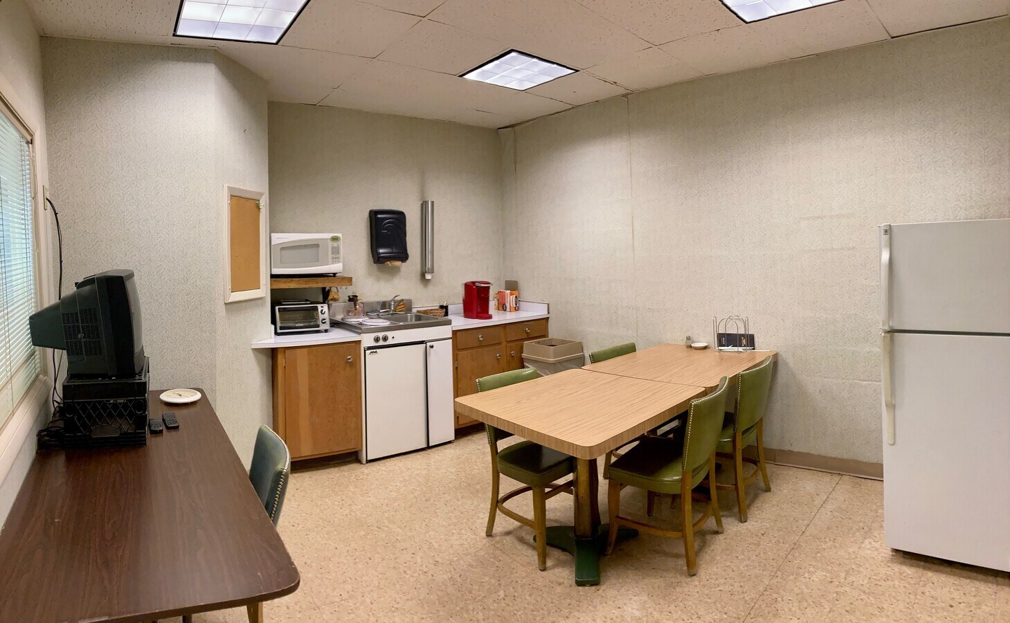 2124 Riverside Dr, Macon, GA 31204