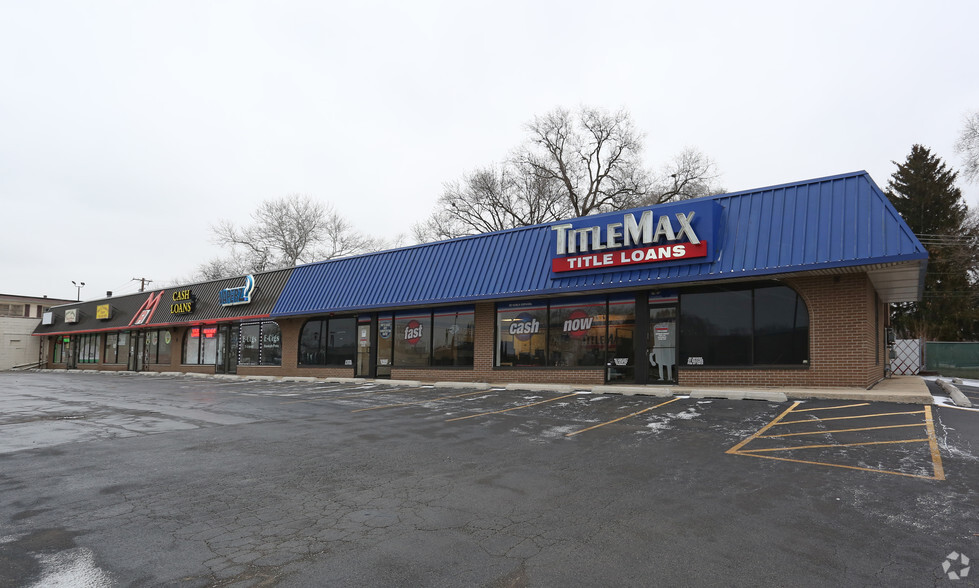 11941-11957 S Pulaski Rd, Alsip, IL for lease - Primary Photo - Image 1 of 9