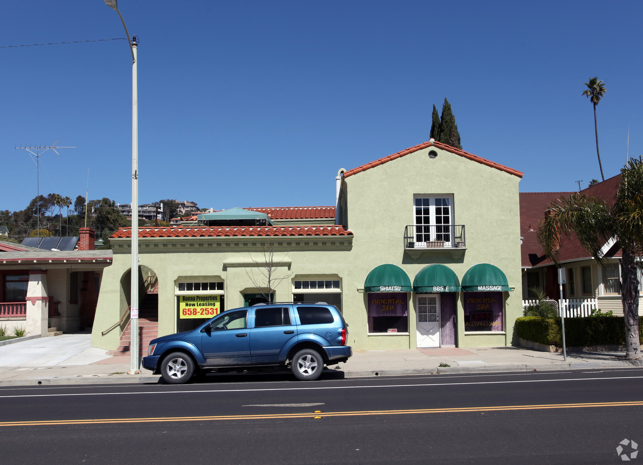 879-885 E Main St, Ventura, CA for lease Primary Photo- Image 1 of 5