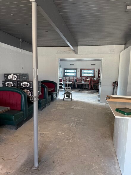 10630 New Church Rd, Dallas, TX for sale - Building Photo - Image 3 of 8